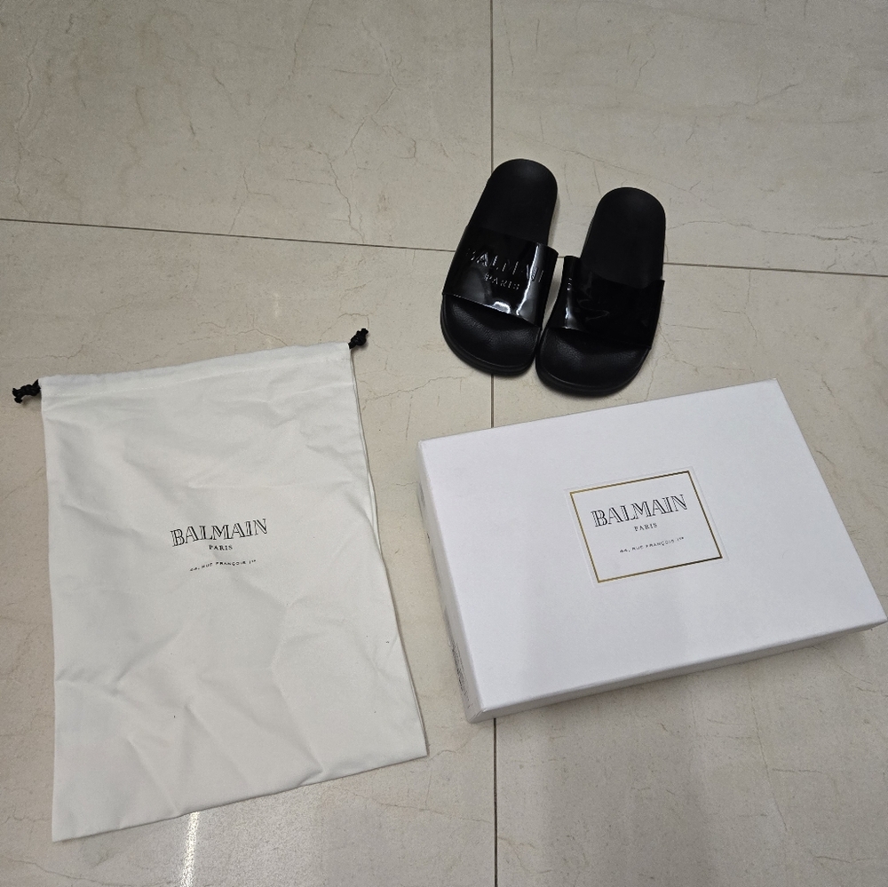 Balmain black slides EU 39